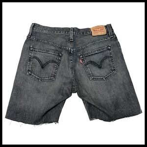 LEVI’S 501 CT DIY Cut-Off Jean Shorts